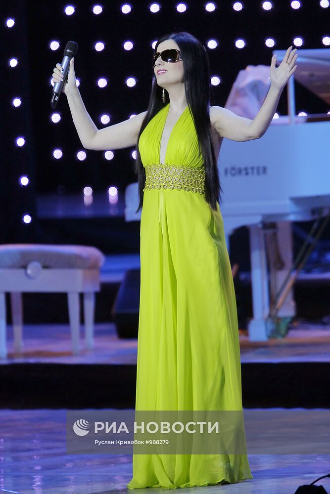 Концерт "Юбилейный вернисаж" поэта Ильи Резника