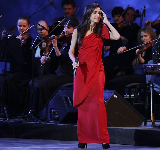 Концерт "Юбилейный вернисаж" поэта Ильи Резника