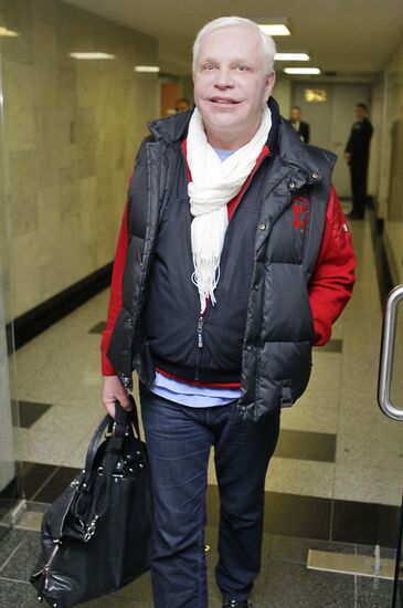 Концерт "Юбилейный вернисаж" поэта Ильи Резника