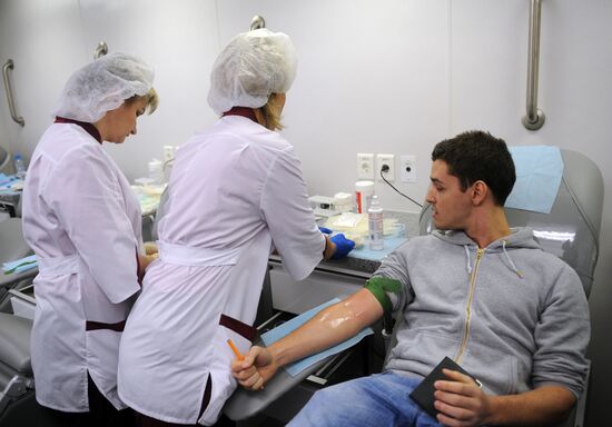 Всероссийская акция "День донорского совершеннолетия"