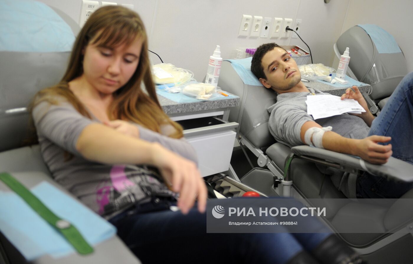 Всероссийская акция "День донорского совершеннолетия"