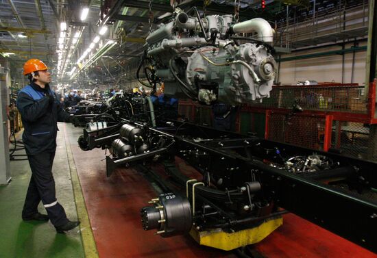 Работа Минского автомобильного завода