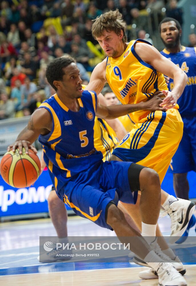 Баскетбол. Единая Лига ВТБ. Матч "Химки" - "Астана"