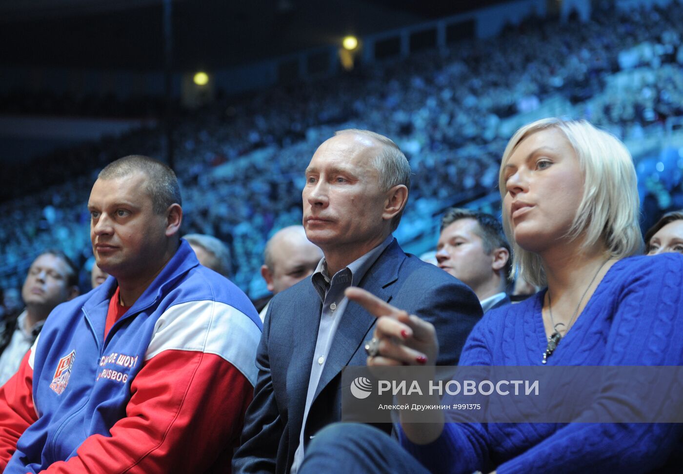В.Путин посетил турнир M-1 Global