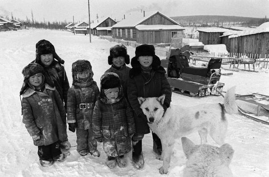 Эвенкийские дети