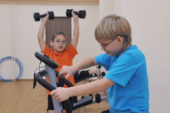 Работа специализированной школы для слепых и слабовидящих детей