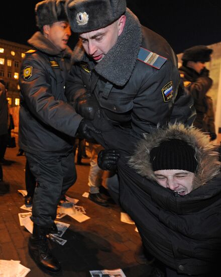 Акция "Выборы без оппозиции – преступление" в Москве