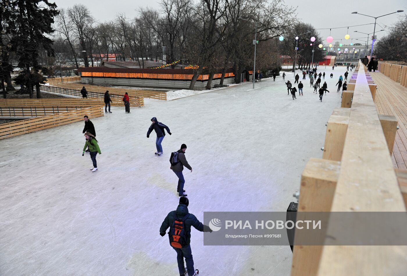 Открытие катка в Парке Горького