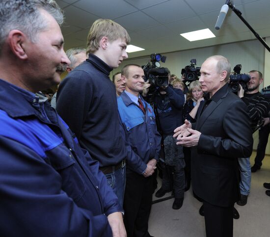 Рабочая поездка В.Путина в Северо-Западный ФО
