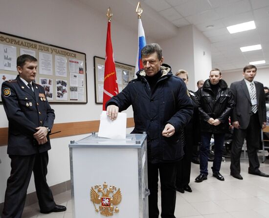 Голосование государственных деятелей на выборах в Госдуму РФ