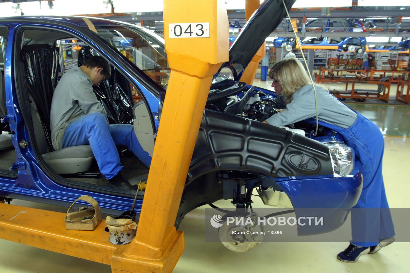 25-МИЛЛИОННЫЙ АВТОМОБИЛЬ НА "АВТОВАЗе" | РИА Новости Медиабанк