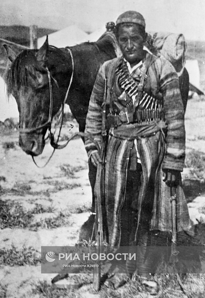 ТАДЖИК-ДОБРОВОЛЕЦ БОРЬБА БАСМАЧИ | РИА Новости Медиабанк