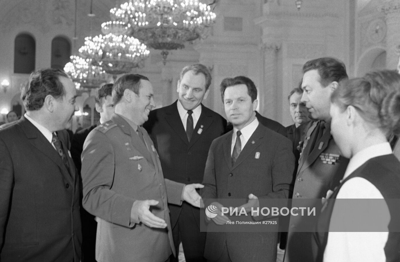 ТЯЖЕЛЬНИКОВ ГОРБАТКО СЪЕЗД ДЕЛЕГАТЫ | РИА Новости Медиабанк