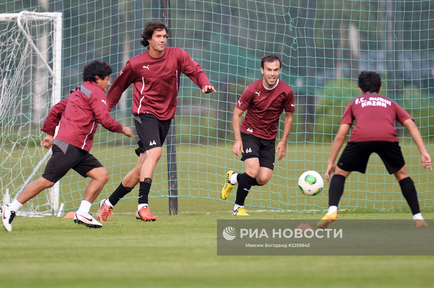 Футбол. Тренировка ФК \"Рубин\" | РИА Новости Медиабанк