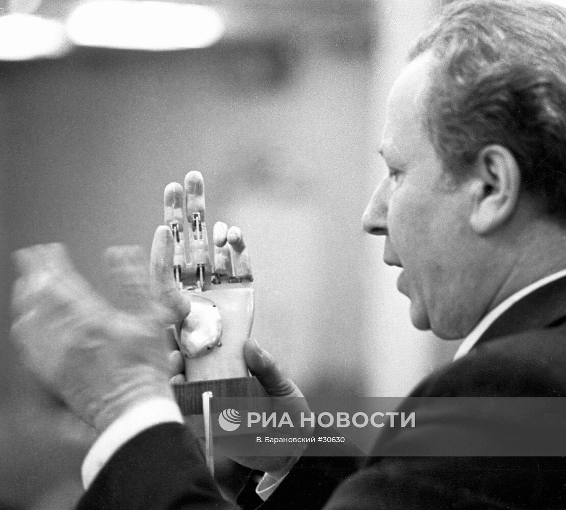 ПРОТЕЗ КИСТЬ РУКИ | РИА Новости Медиабанк