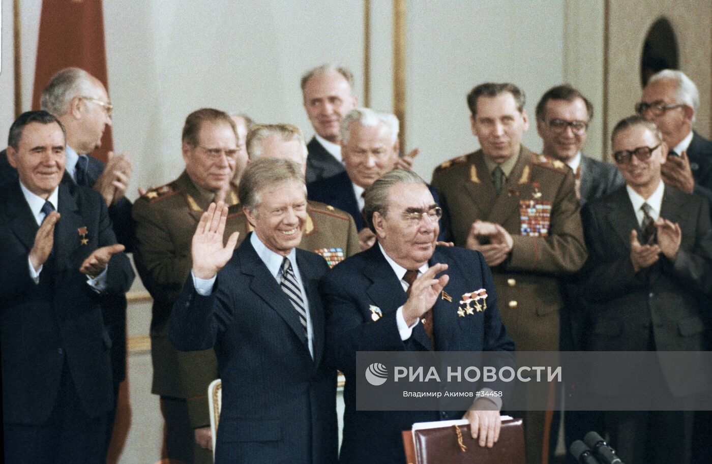 Леонид Брежнев и Джимми Картер | РИА Новости Медиабанк
