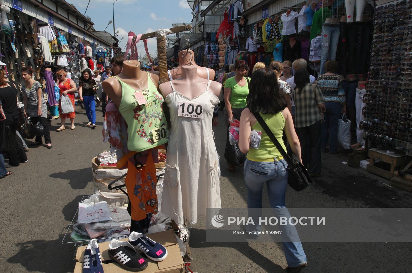 Черкизовский рынок в Москве в 90