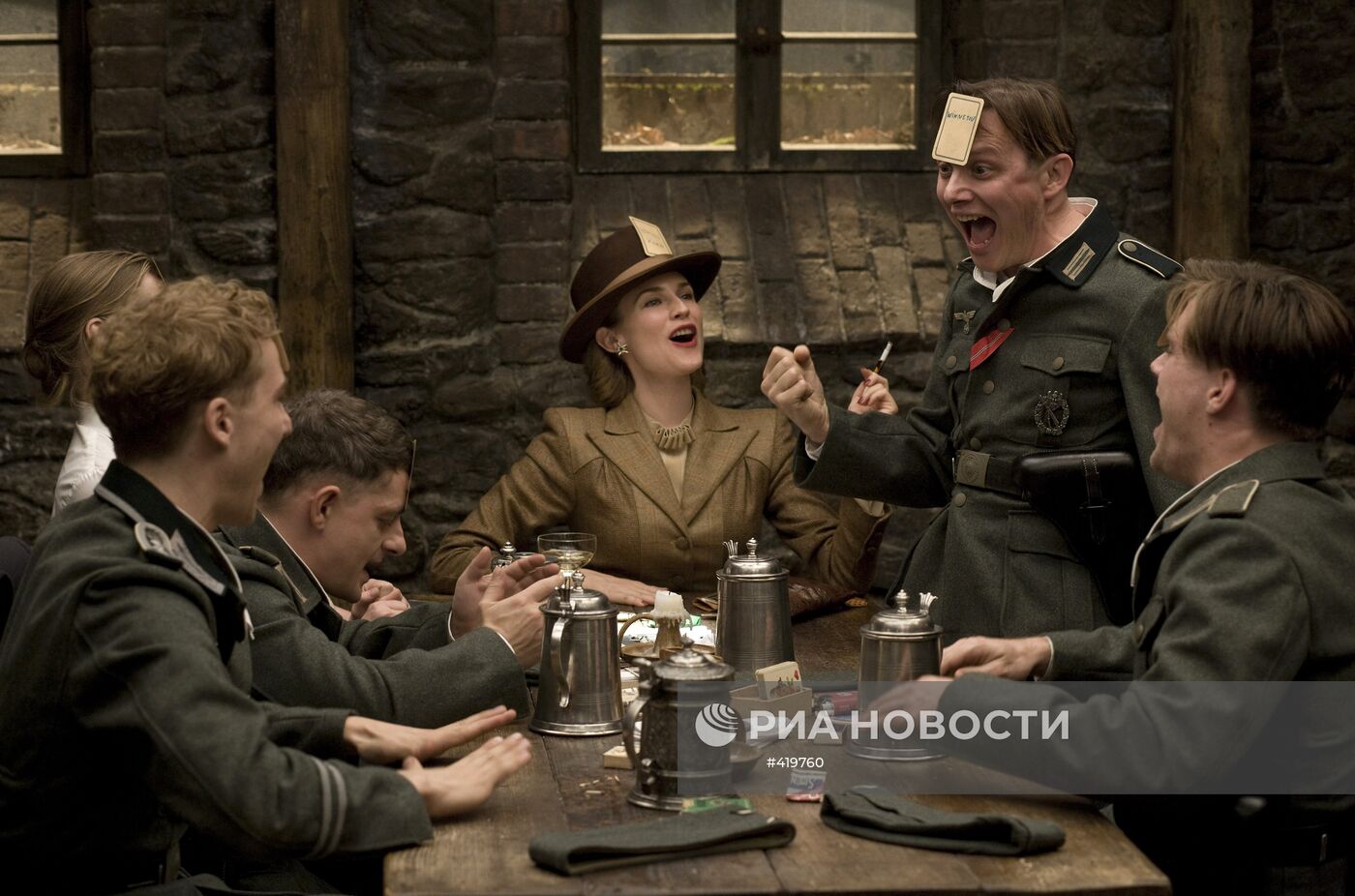 Кадры из фильма "Бесславные ублюдки" | РИА Новости Медиабанк