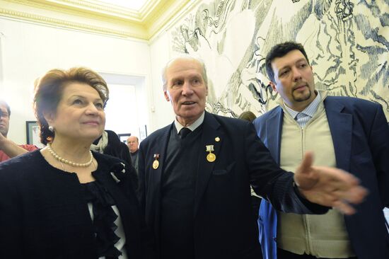 Выставка произведений Александра Бурганова | РИА Новости Медиабанк