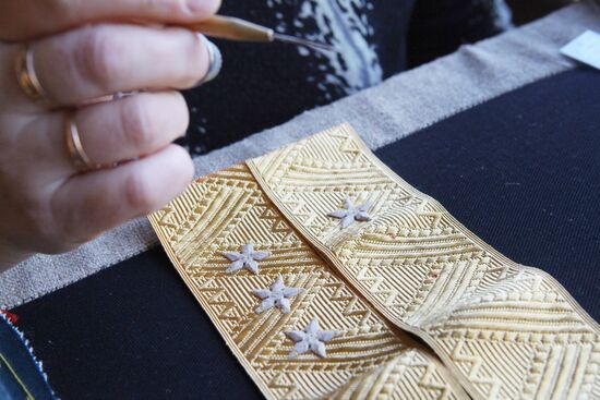 Пошив военной формы для участников Парада Победы | РИА Новости Медиабанк