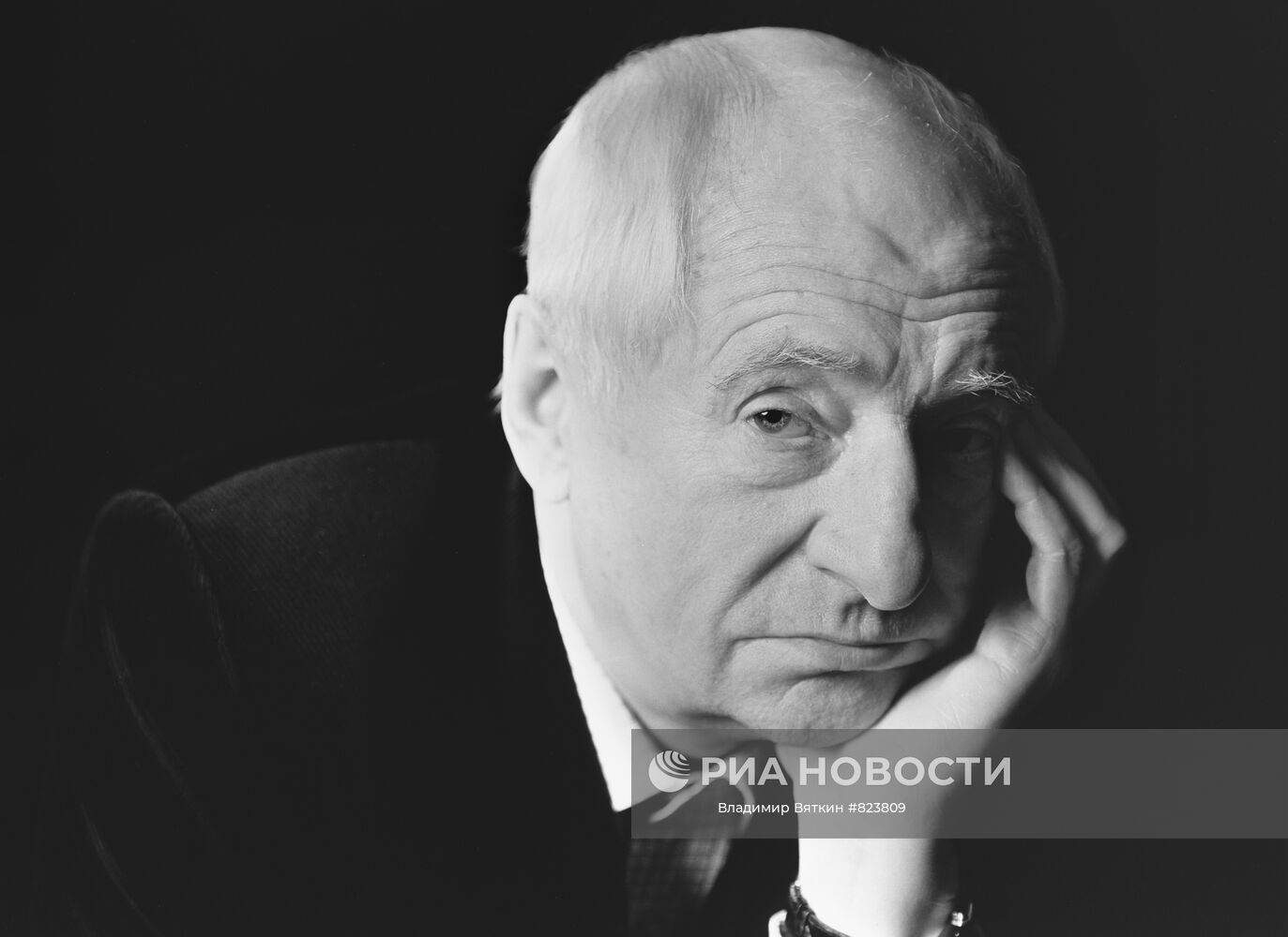 Руководитель театра "Ленком" Марк Анатольевич Захаров | РИА Новости ...