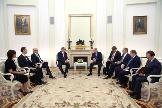 Встреча президента РФ В. Путина с князем Монако Альбертом II