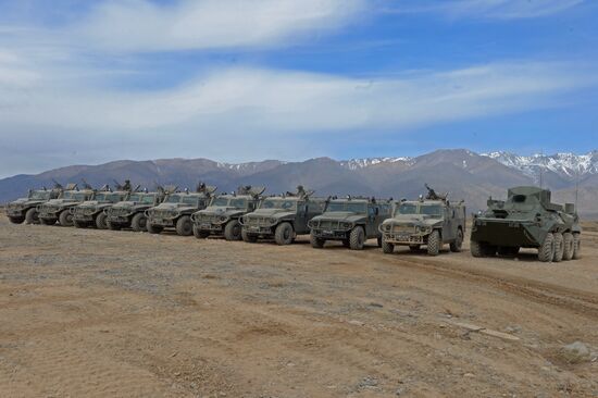 Учения стран ОДКБ "Рубеж-2016"