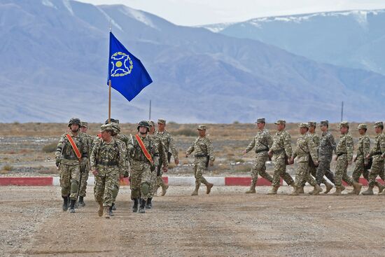 Учения стран ОДКБ "Рубеж-2016"