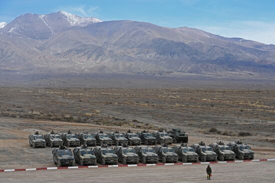 Учения стран ОДКБ "Рубеж-2016"