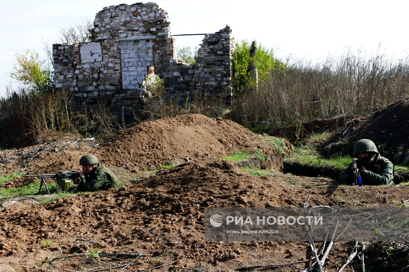 Разведение сил в районе села Петровское в Донецкой области