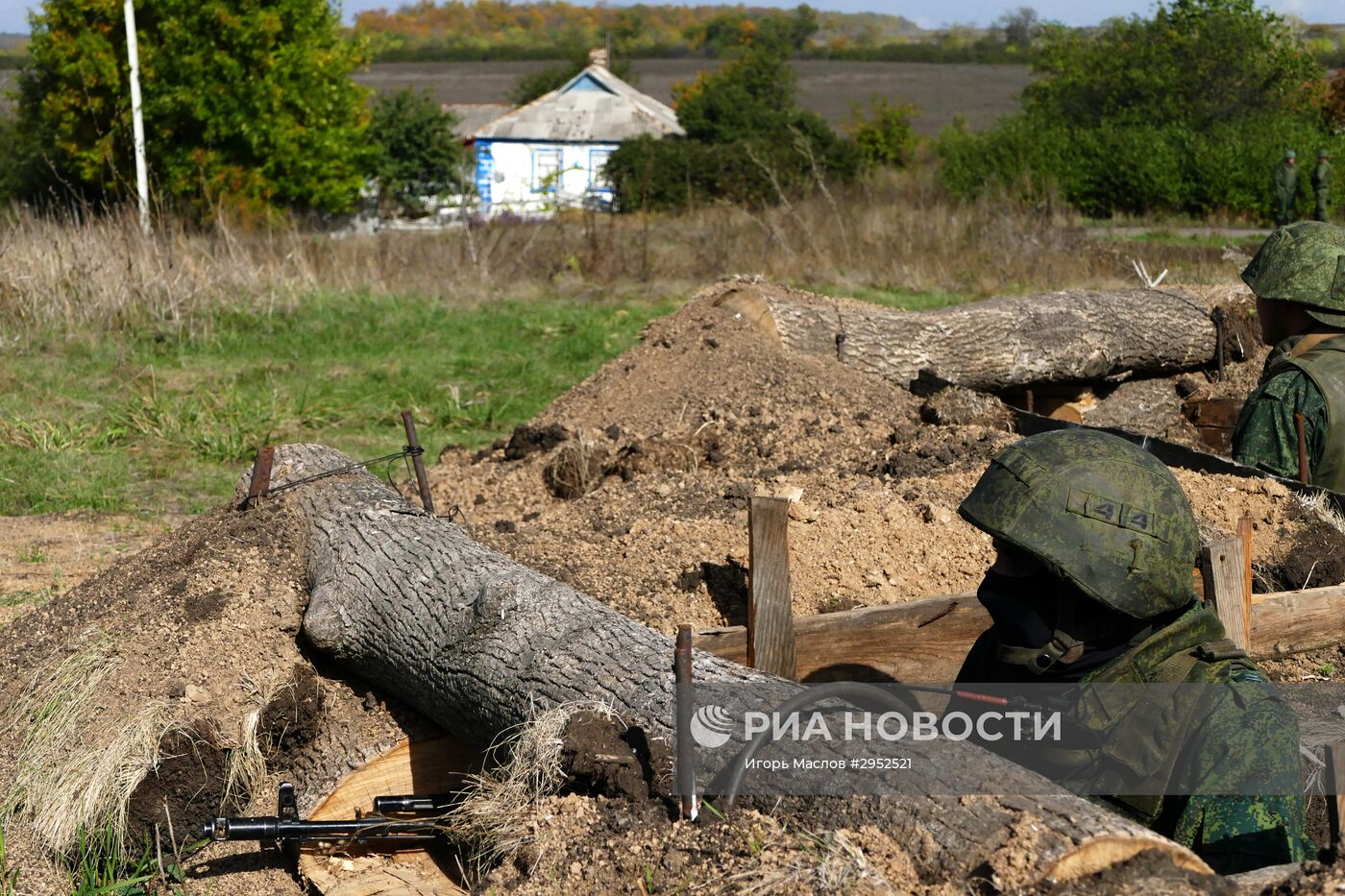 Разведение сил в районе села Петровское в Донецкой области