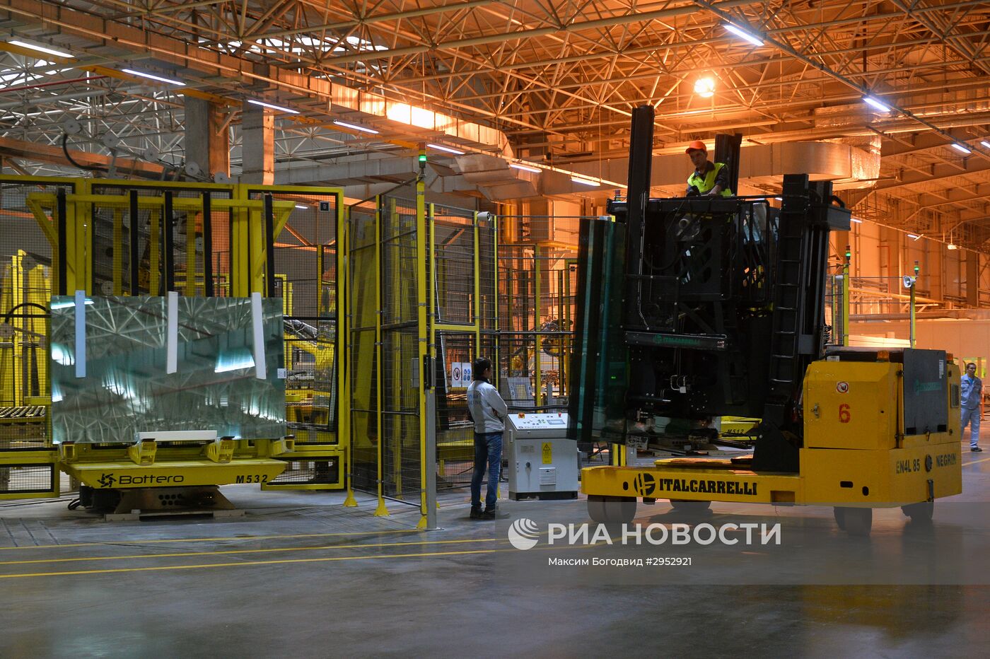 Открытие заводов компании "Шишеджам" на территории ОЭЗ "Алабуга" в Елабуге