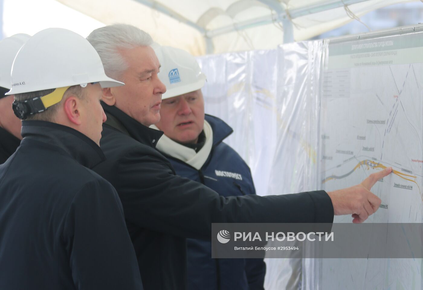 Мэр Москвы С. Собянин осмотрел строительство Северо-Восточной хорды