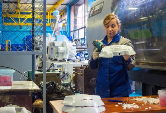 НПО по переработке пластмасс им. "Комсомольской правды" в Санкт-Петербурге