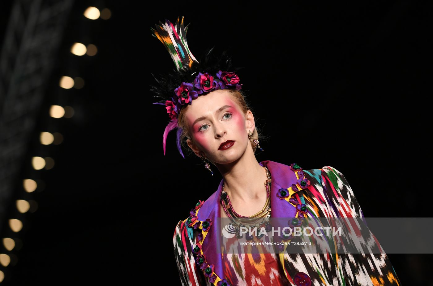 Неделя моды "Mercedes-Benz Fashion Week" в Москве. День первый