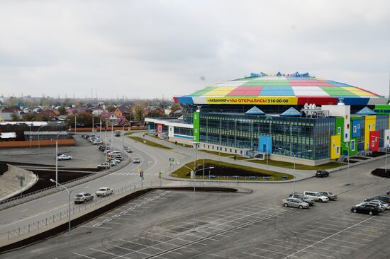 Крупнейший в России крытый аквапарк открылся в Новосибирске