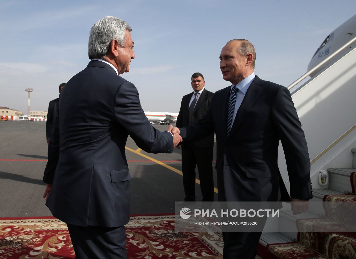 Официальный визит президента РФ В. Путина в Армению