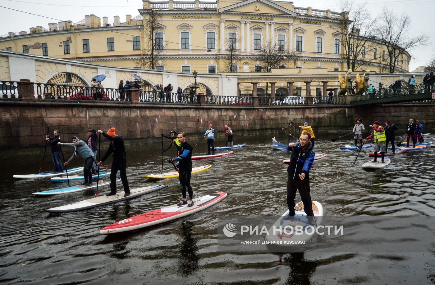 Фестиваль SUP-серфинг по каналам Санкт-Петербурга