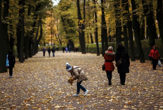 Золотая осень в Летнем саду в Санкт-Петербурге