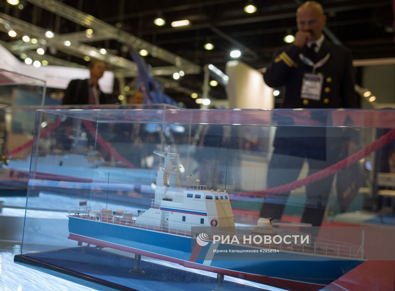 Открытие Международной выставки военно-морского вооружения Euronaval в Париже