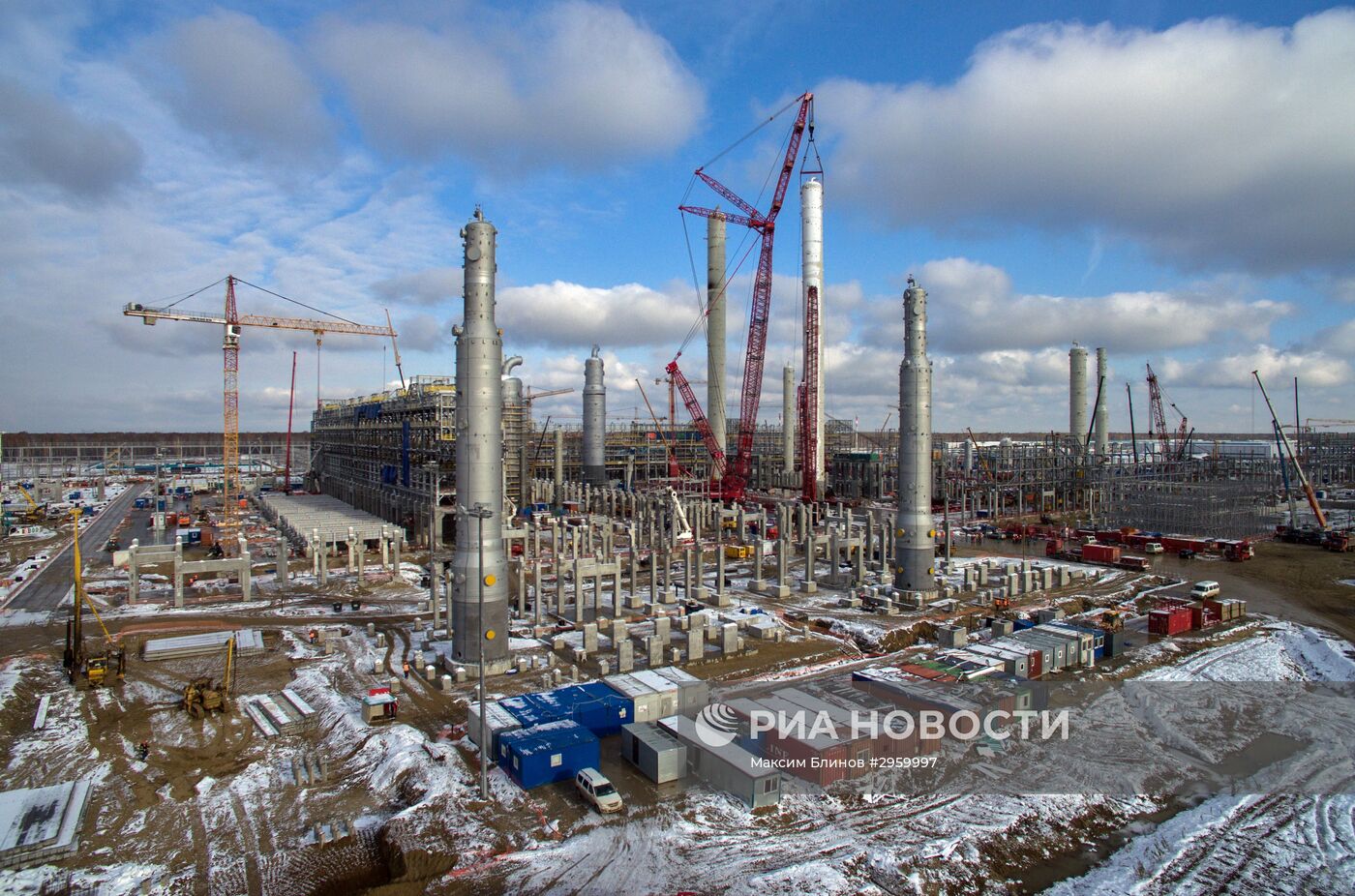 Строительство нефтехимического завода в Тобольске