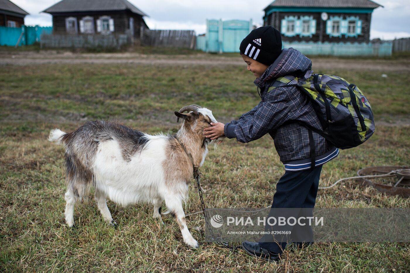 Школьник Айдар Колдашев из омской деревни Сибиляково