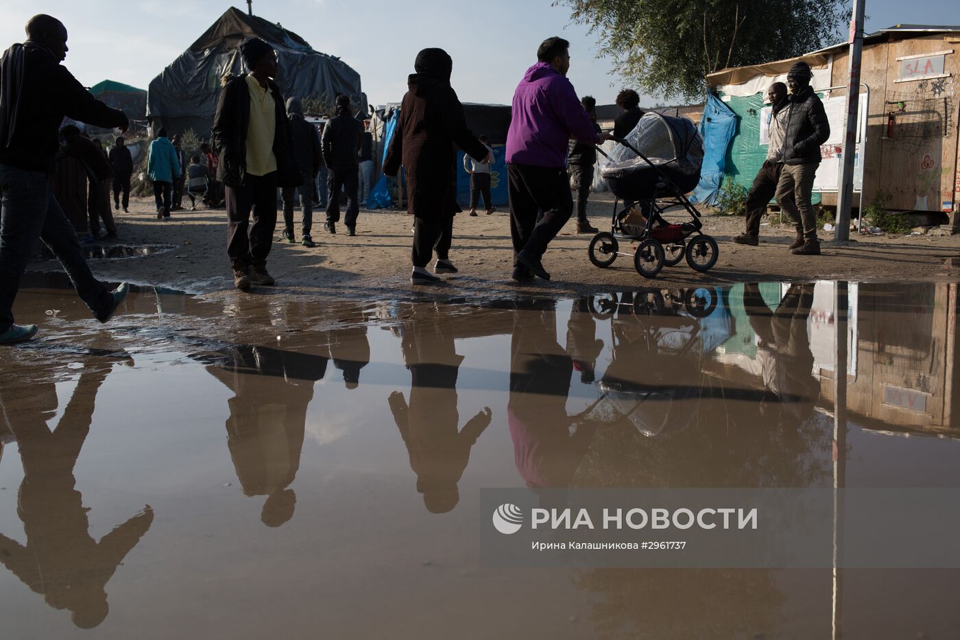 Ситуация в лагере беженцев в Кале во Франции