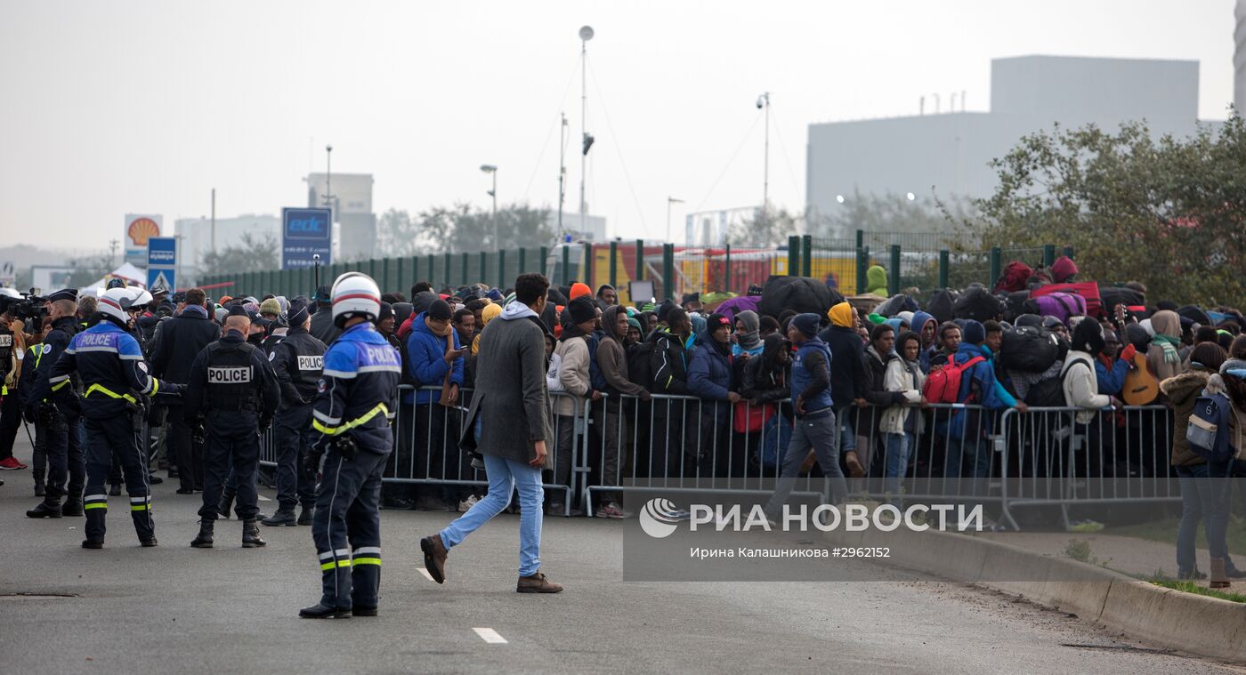 Закрытие стихийного лагеря беженцев в Кале