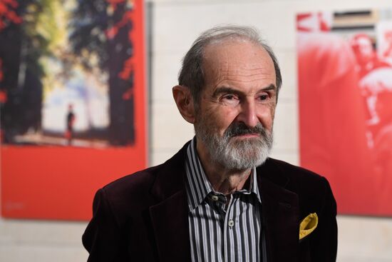 Открытие выставки художника Эрика Булатова