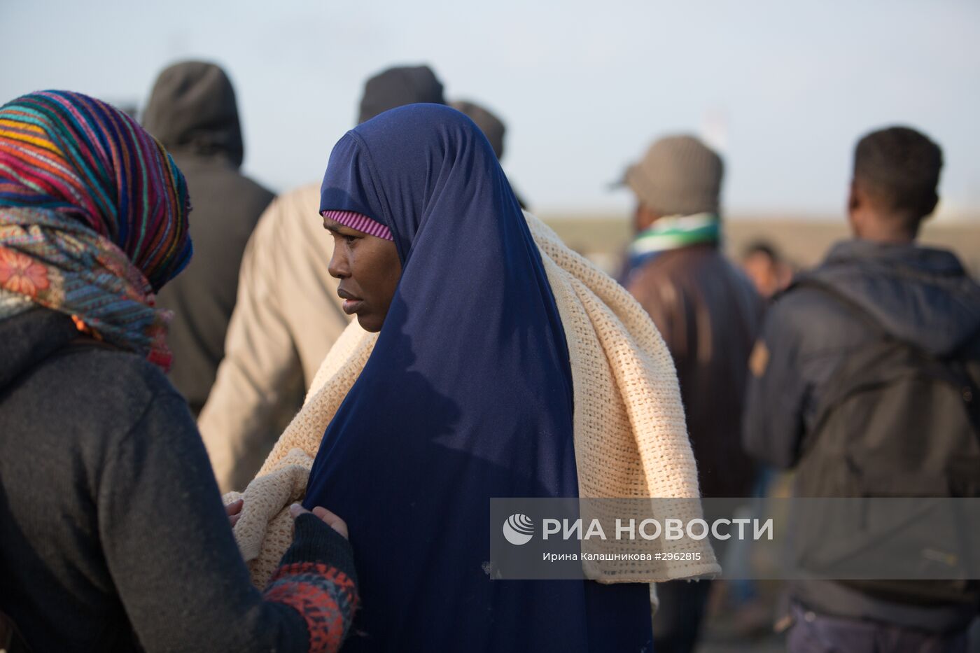 Продолжается расселение стихийного лагеря беженцев в Кале во Франции