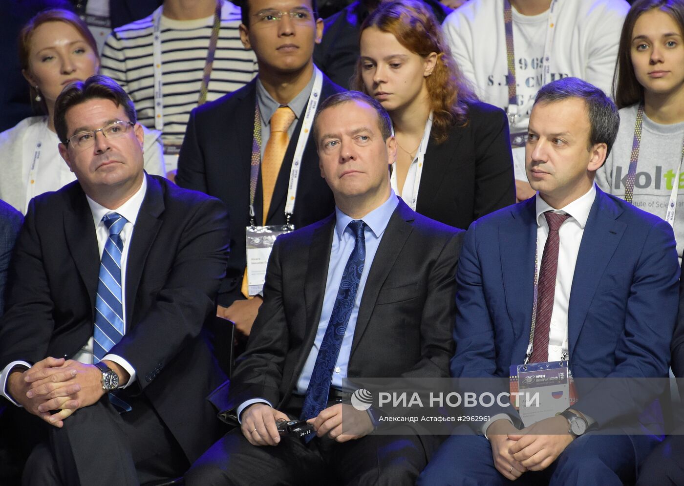 Премьер-министр РФ Д. Медведев принял участие в форуме "Открытые инновации - 2016"