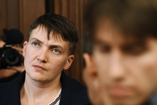Н. Савченко приехала в Москву на рассмотрение апелляции по делу Н. Карпюка и С. Клыха