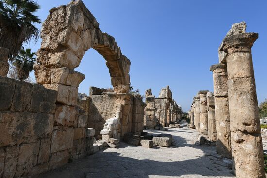 Страны мира. Ливан. Город Тир (Сур)