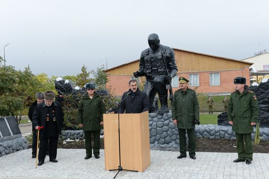 Открытие памятника бойцам спецназа ЮВО в Ингушетии